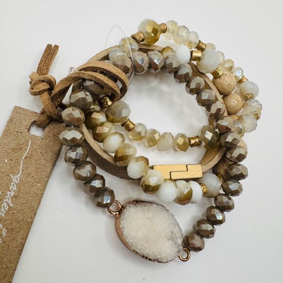 Set of 4 Garden Party Stretch Bracelets Beige Colored - Picture 5 of 7